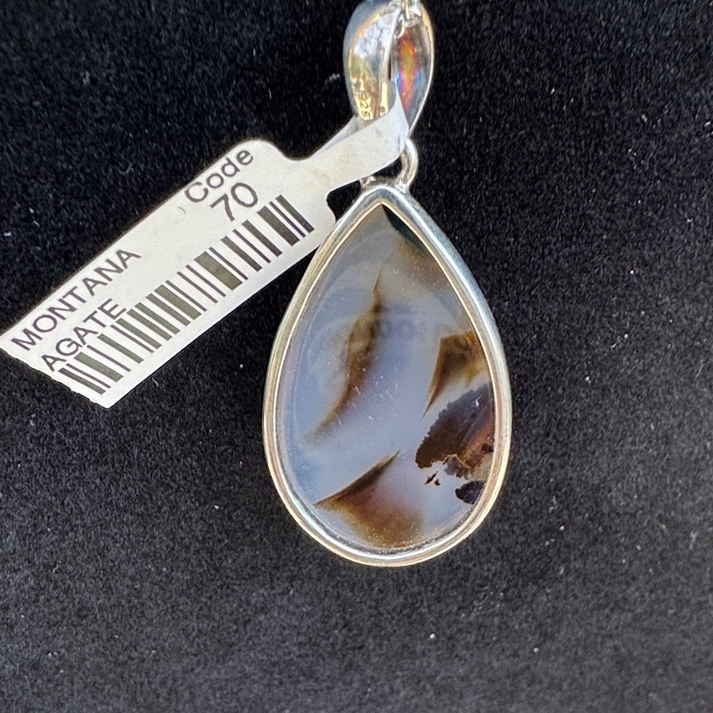 Elegant 925 silver Montana Agate Teardrop Pendant Necklace - Picture 3 of 5
